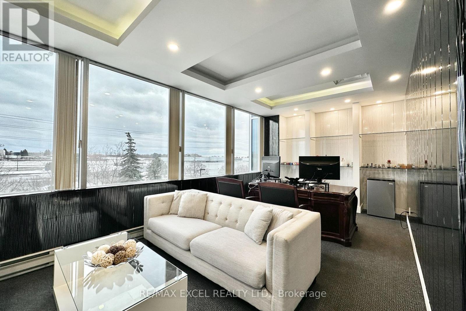 406 & 407 - 3950 14th Avenue, Markham, Ontario  L3R 0A9 - Photo 18 - N12614060