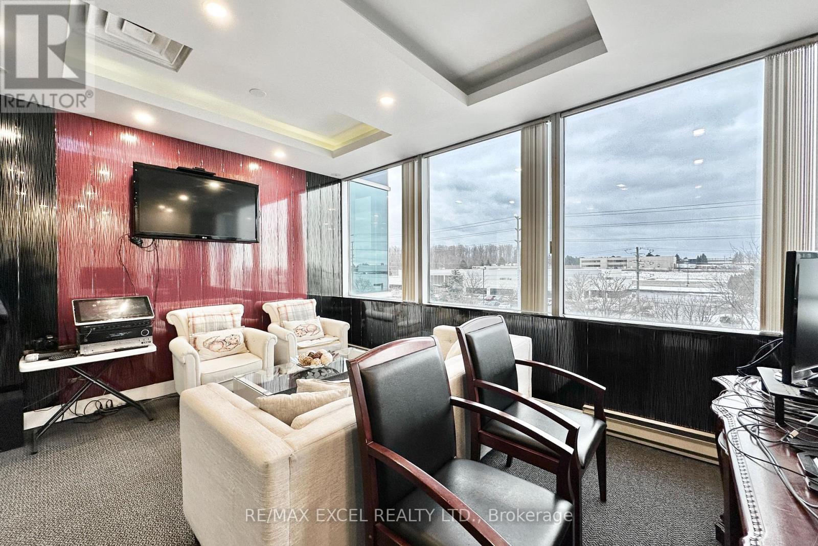 406 & 407 - 3950 14th Avenue, Markham, Ontario  L3R 0A9 - Photo 21 - N12614060