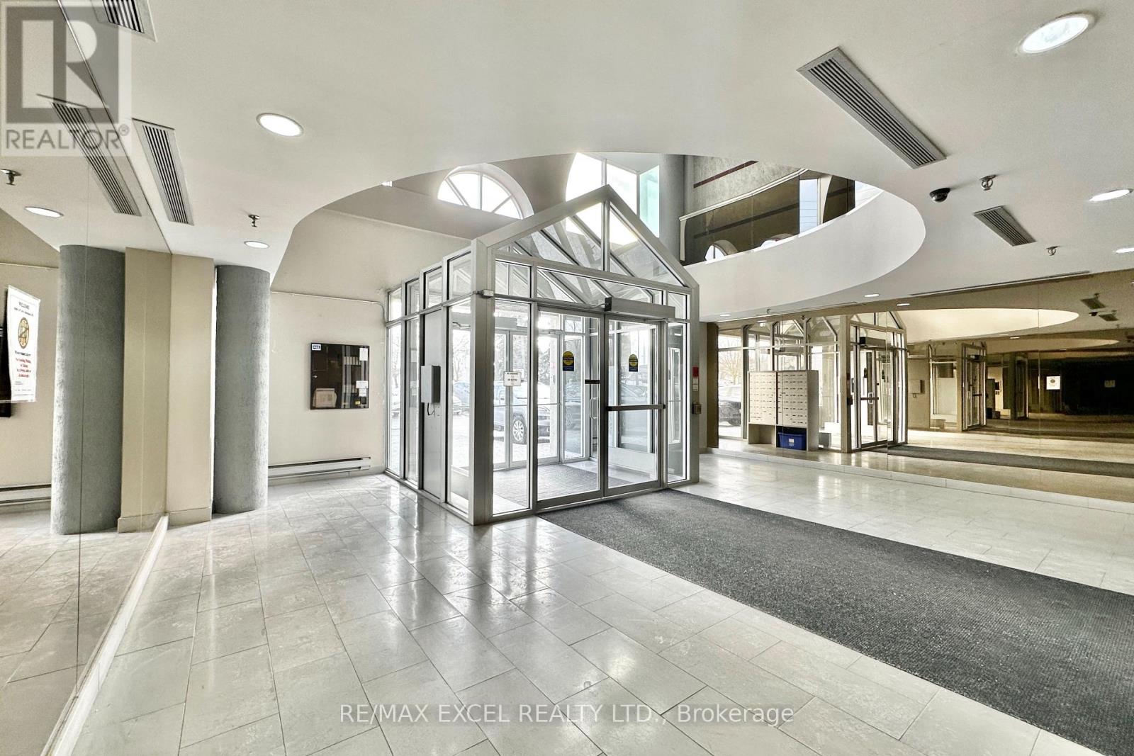 406 & 407 - 3950 14th Avenue, Markham, Ontario  L3R 0A9 - Photo 6 - N12614060