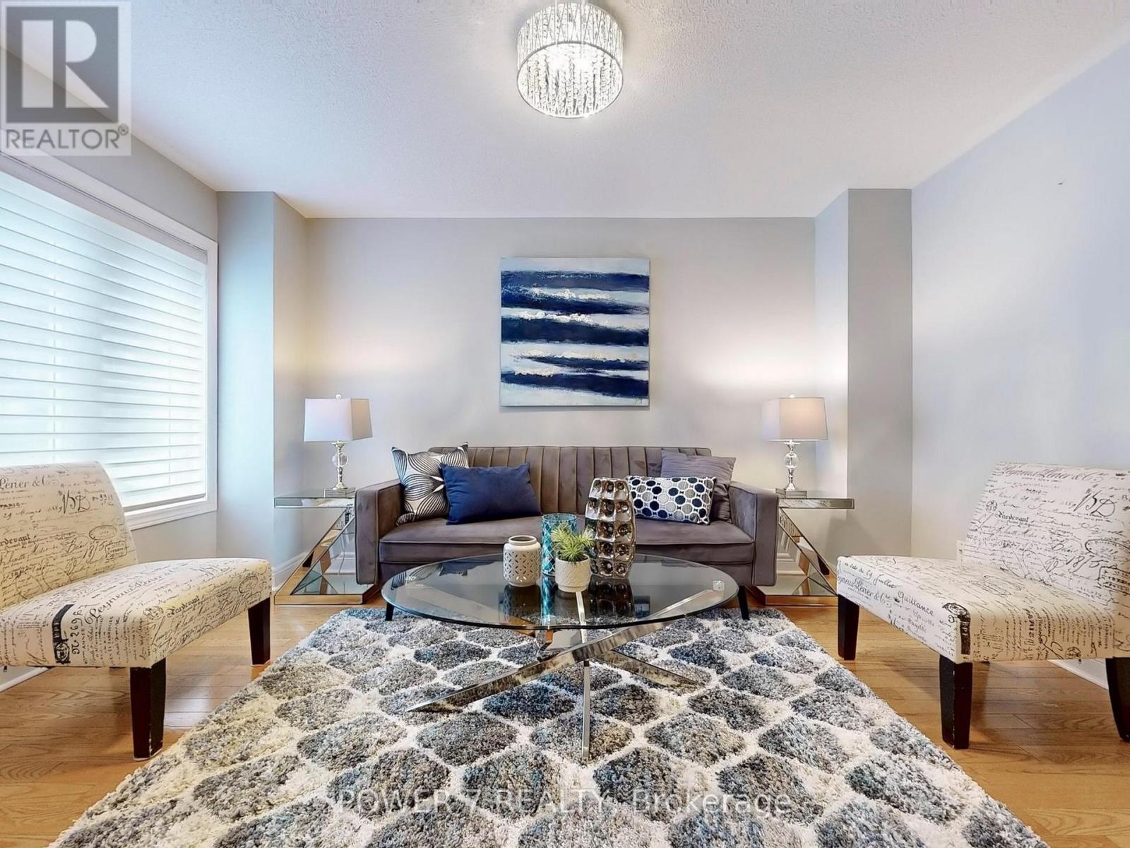 26 Suncrest Boulevard, Markham, Ontario  L3T 7Y4 - Photo 3 - N12614086