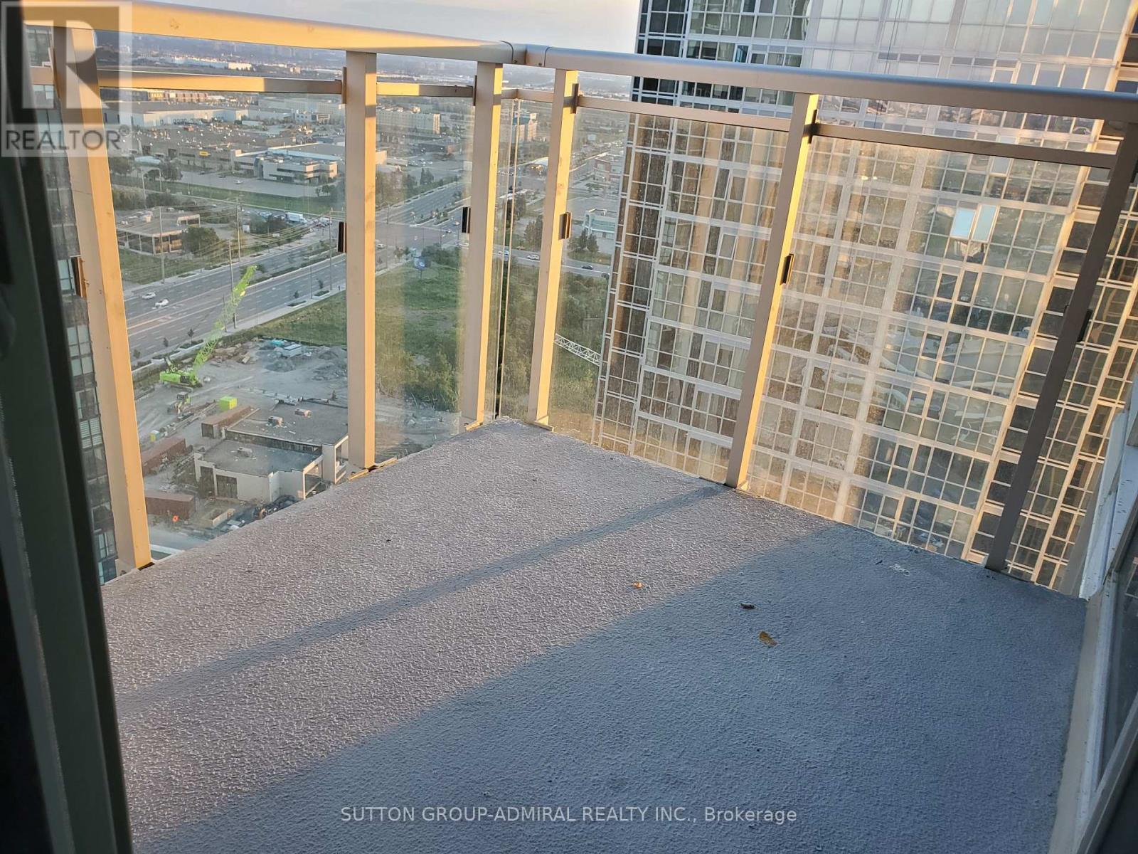 2303 - 2908 Highway 7 Road W, Vaughan, Ontario  L4K 0K5 - Photo 12 - N12614126