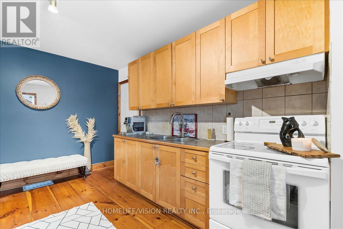 314 Russell Street, Midland, Ontario  L4R 3A2 - Photo 11 - S12614018