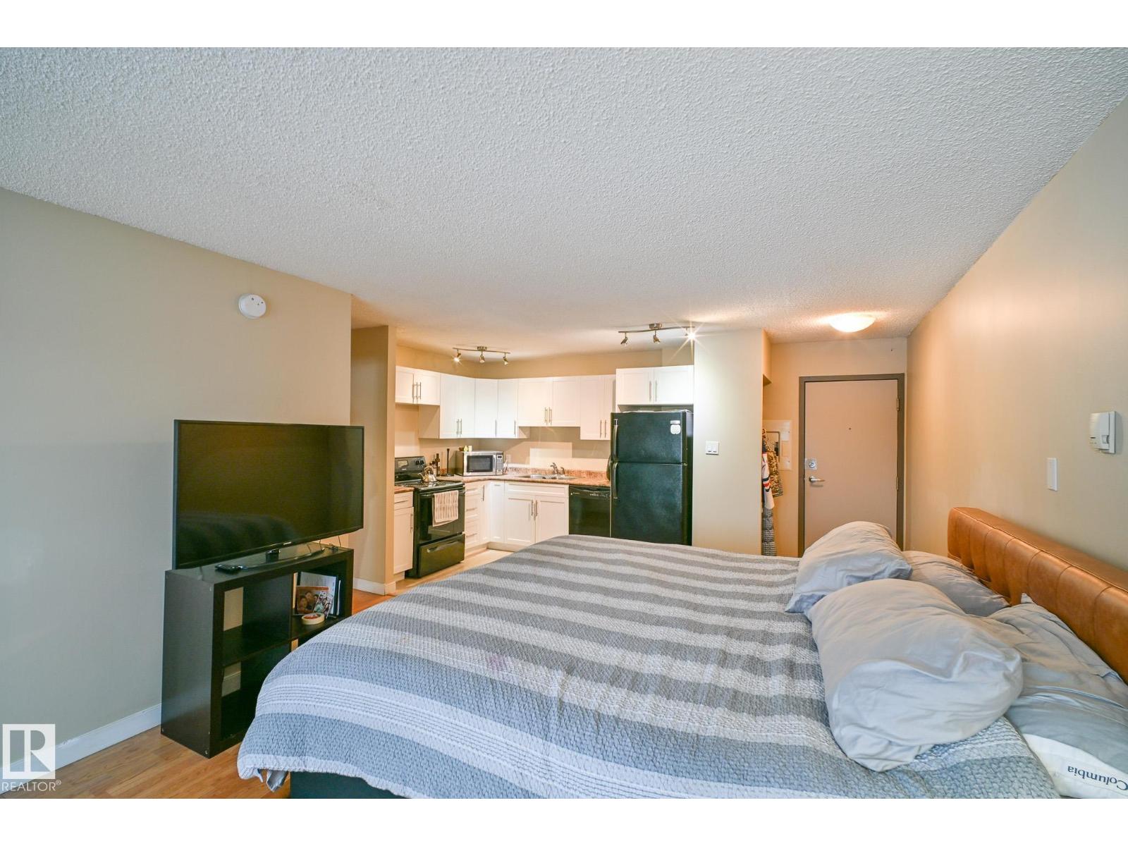 #802 9710 105 St Nw, Edmonton, Alberta  T5K 1A4 - Photo 14 - E4466399