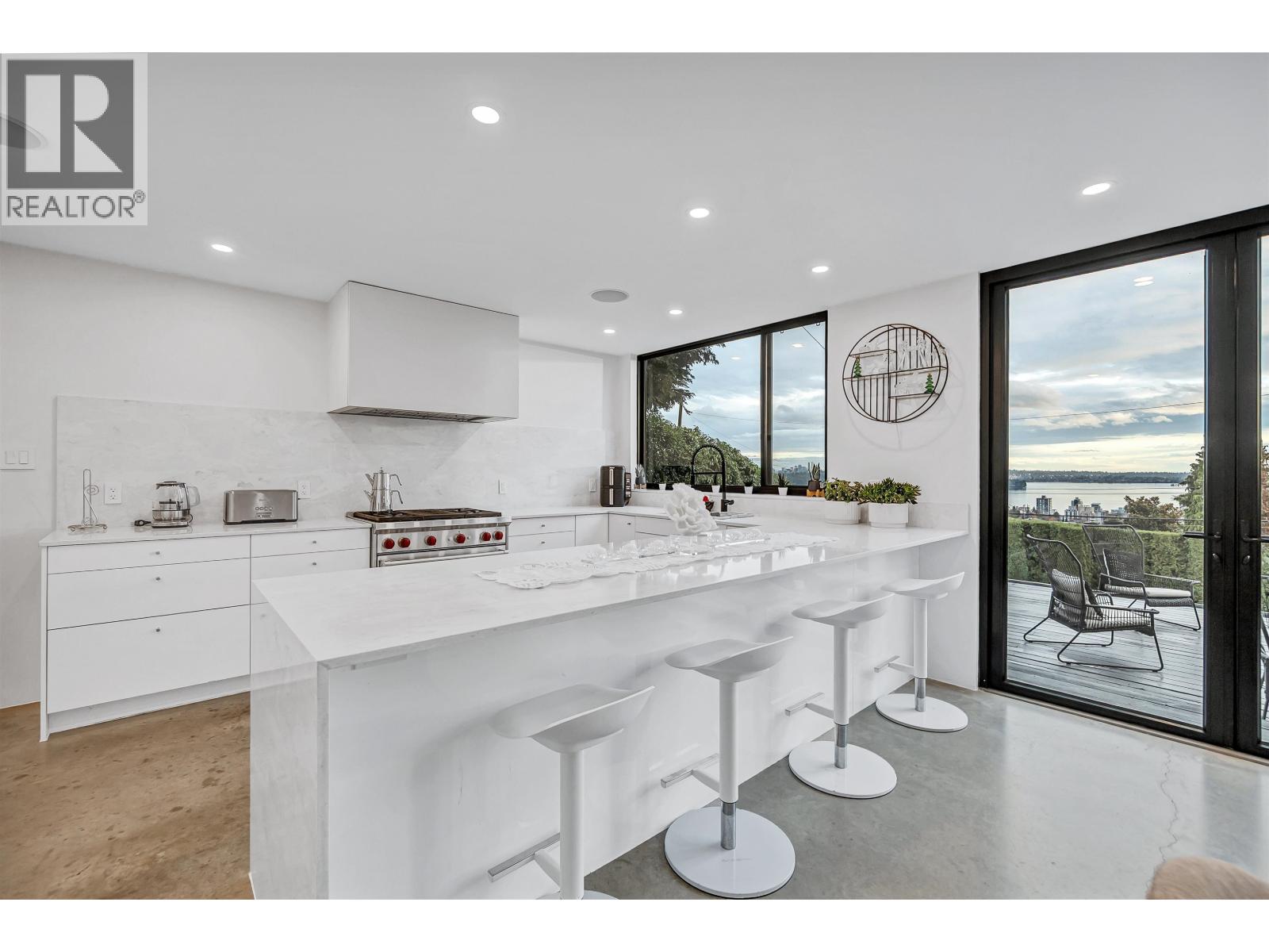 2234 Palmerston Avenue, West Vancouver, British Columbia  V7V 2V8 - Photo 32 - R3071619