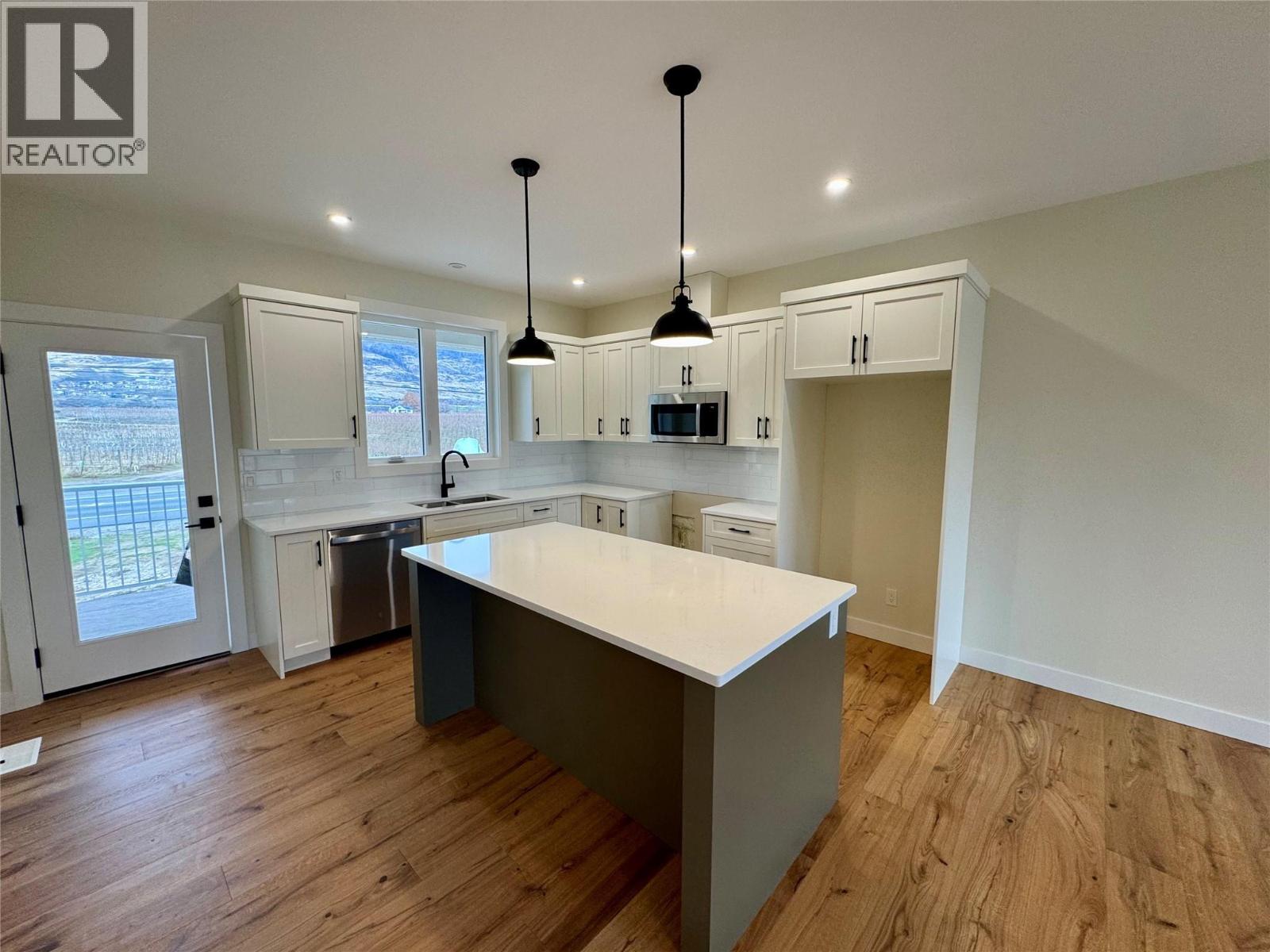 9 Hibiscus Court Osoyoos, BC V0H1V1_8