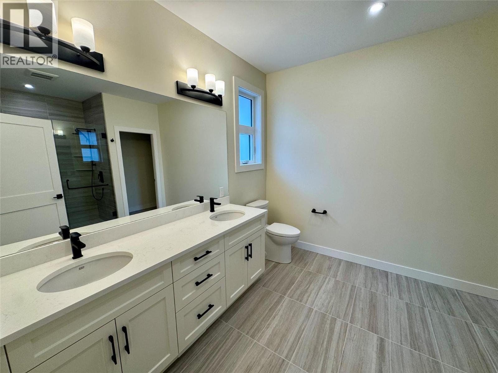 9 Hibiscus Court Osoyoos, BC V0H1V1_12