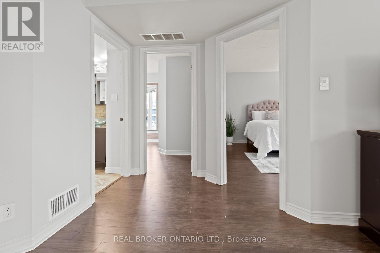 214 - 2010 Cleaver Avenue, Burlington, Ontario  L7M 4C1 - Photo 16 - W12613994