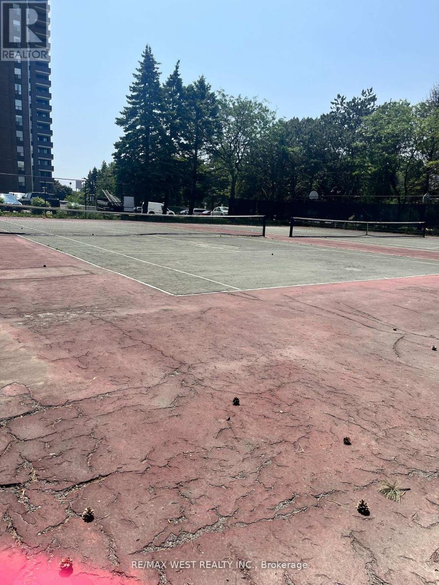 304 - 1535 Lakeshore Road E, Mississauga, Ontario  L5E 3E2 - Photo 35 - W12614034