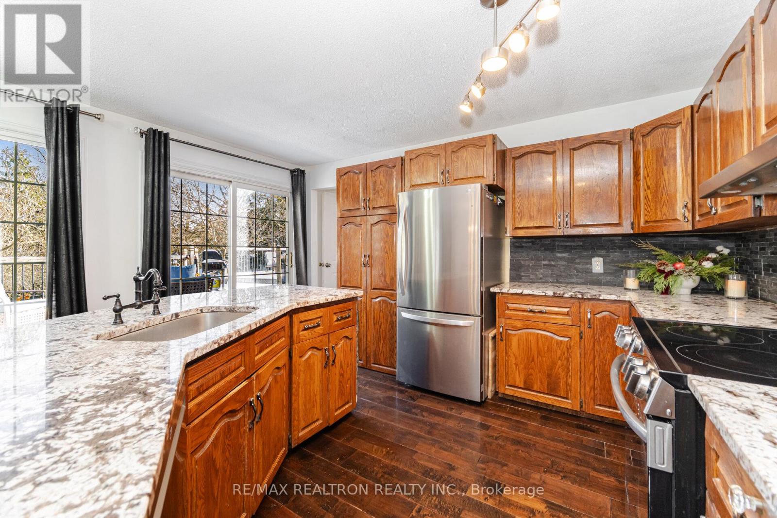 17145 Caledon King Townline N, King, Ontario  L0G 1W0 - Photo 11 - W12614042