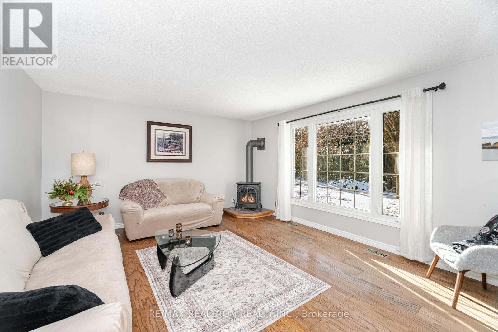 17145 Caledon King Townline N, King, Ontario  L0G 1W0 - Photo 5 - W12614042