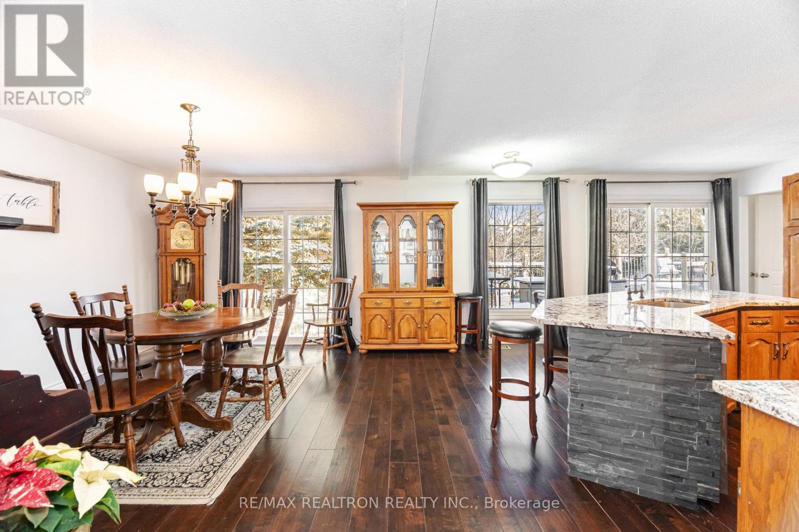 17145 Caledon King Townline N, King, Ontario  L0G 1W0 - Photo 9 - W12614042