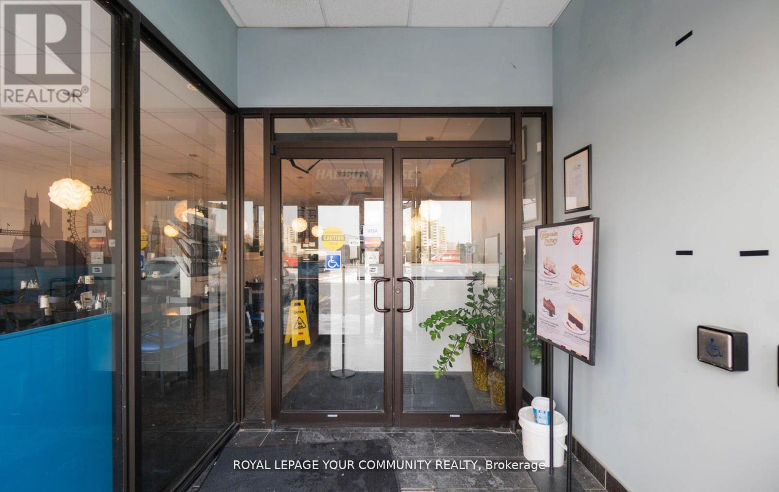 100 - 511 Appleby Line, Burlington, Ontario  L7L 2Y1 - Photo 3 - W12614048