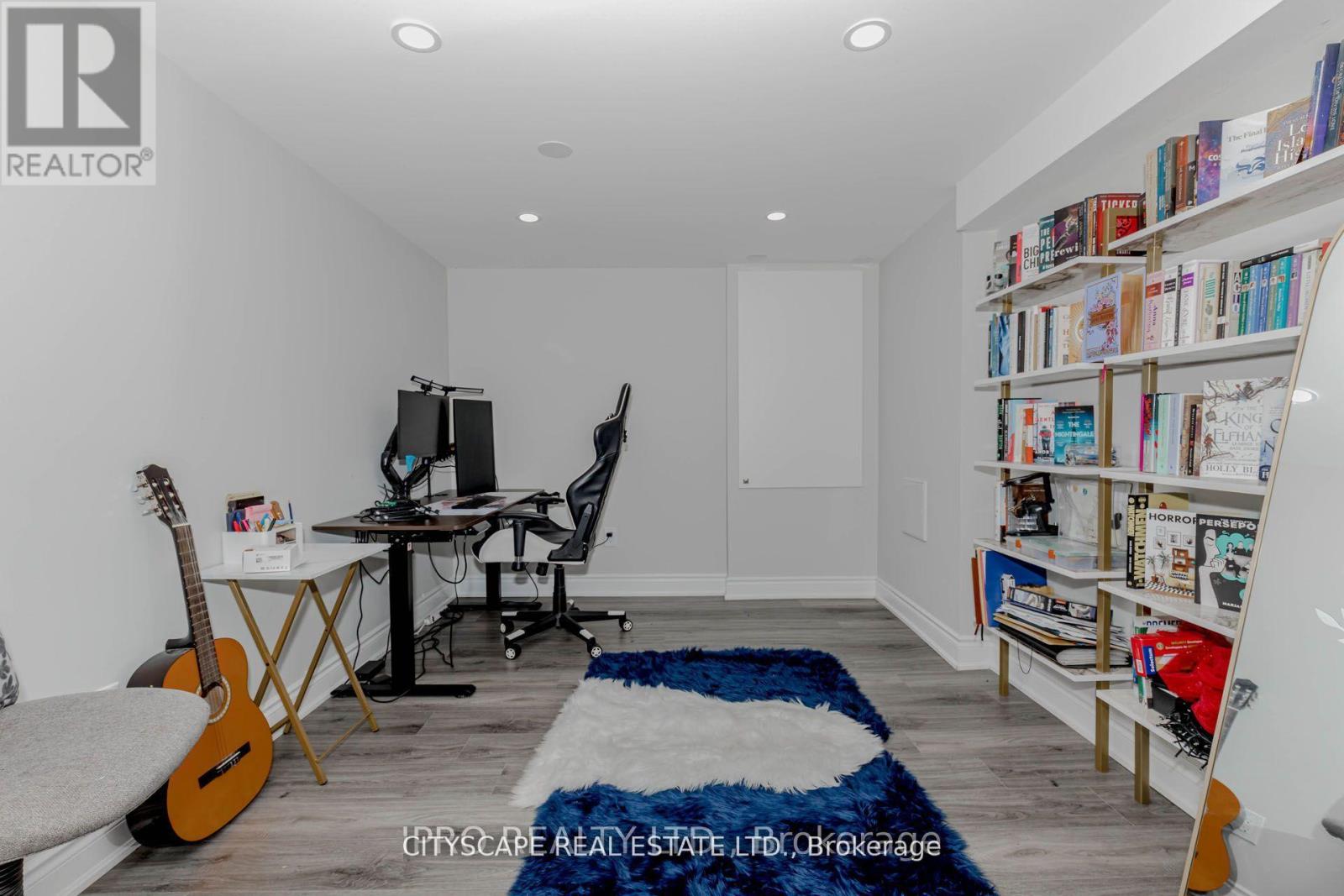 6906 Hickling Crescent N, Mississauga, Ontario  L5N 5A8 - Photo 39 - W12614090