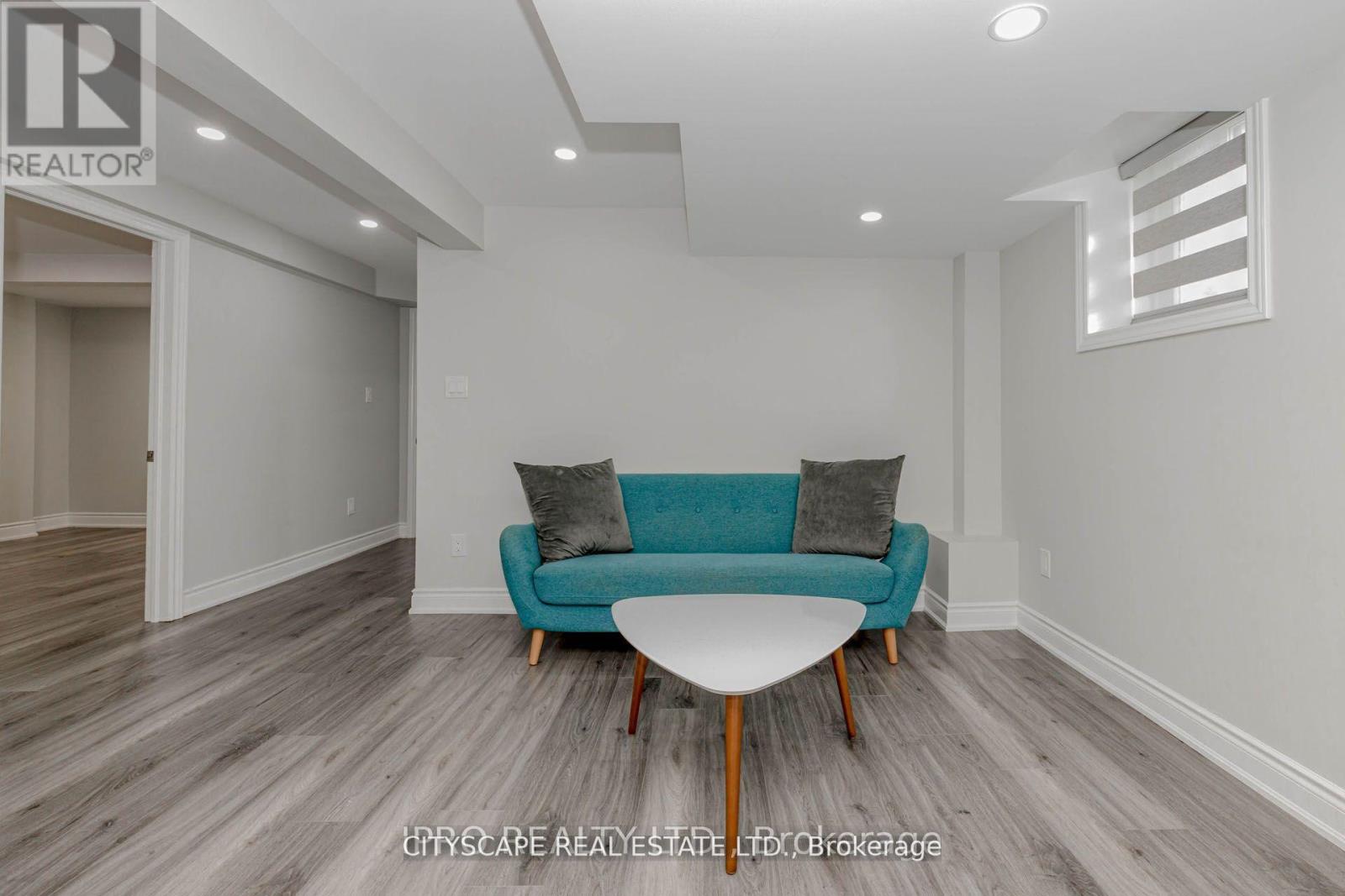 6906 Hickling Crescent N, Mississauga, Ontario  L5N 5A8 - Photo 43 - W12614090