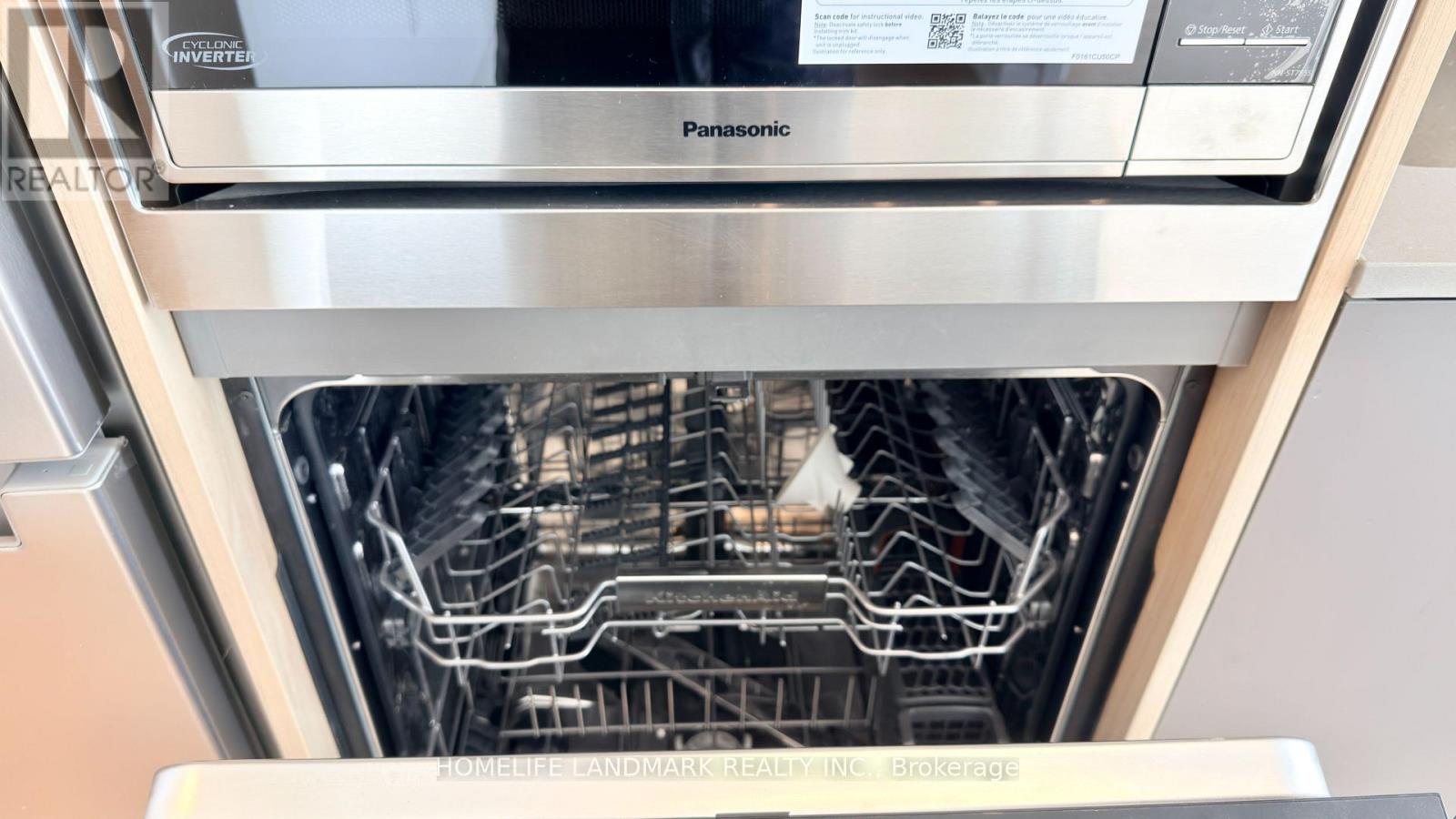 811 - 1037 The Queensway, Toronto, Ontario  M8Z 0H5 - Photo 19 - W12614120