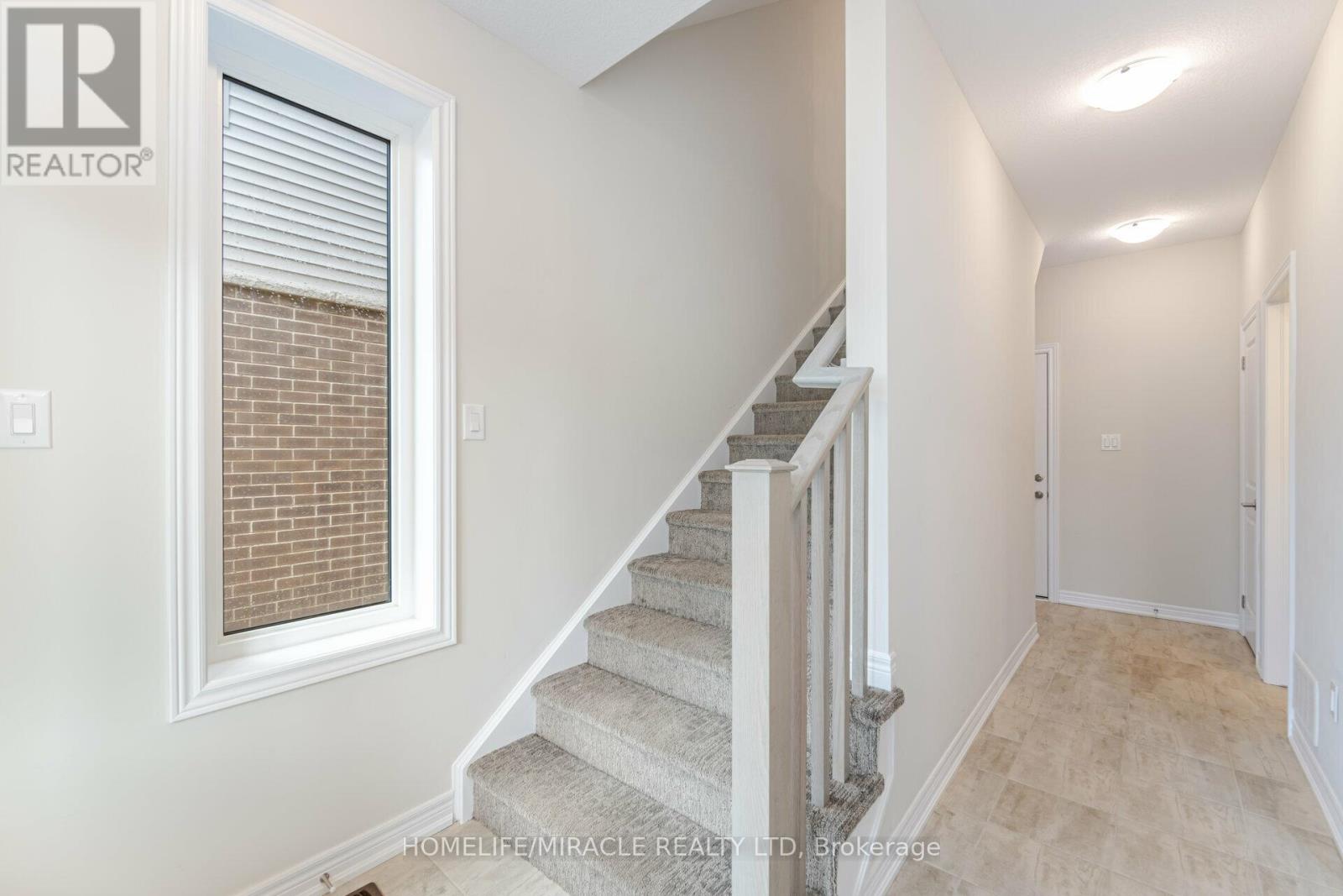 70 - 10 Birmingham Drive E, Cambridge, Ontario  N1R 0C6 - Photo 7 - X12614092