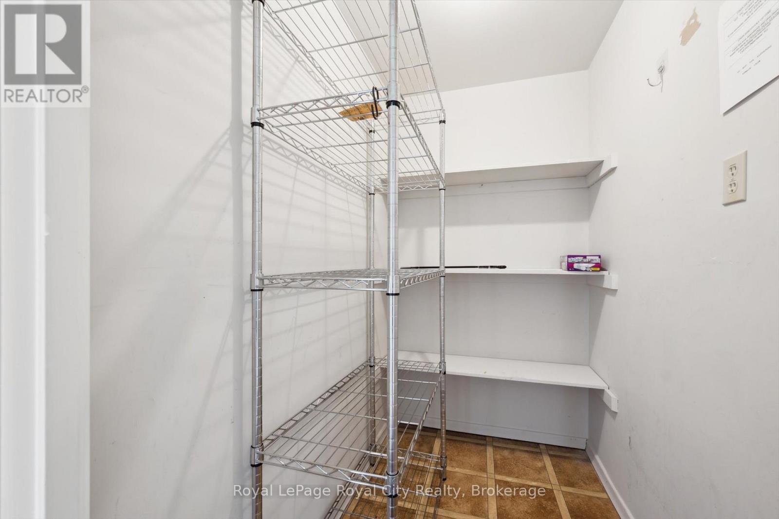 501 - 22 Marilyn Drive, Guelph (Riverside Park), Ontario  N1H 7T1 - Photo 36 - X12614162