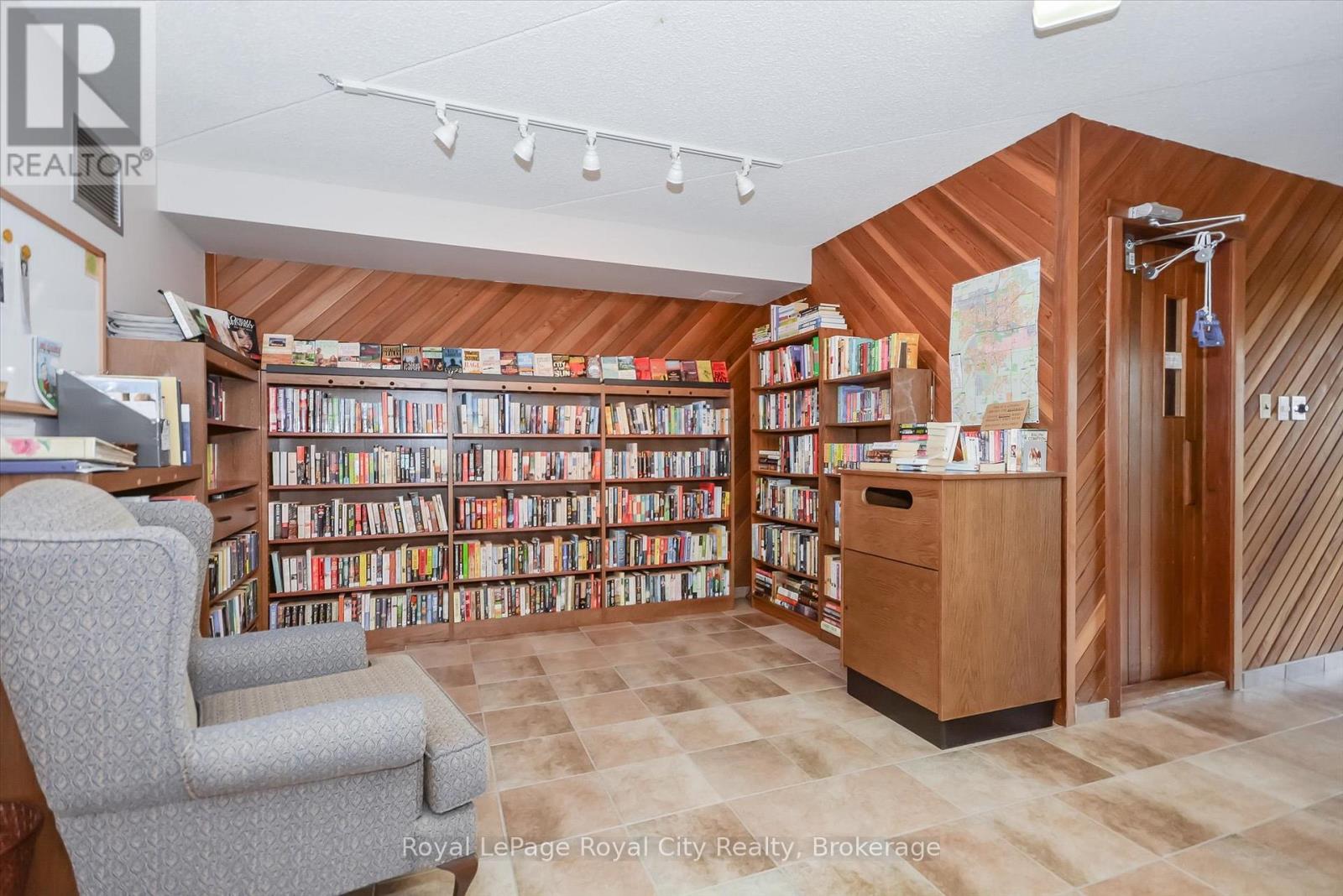 501 - 22 Marilyn Drive, Guelph (Riverside Park), Ontario  N1H 7T1 - Photo 41 - X12614162