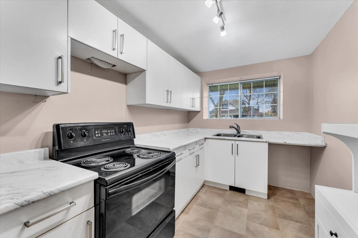 16059 93 Avenue, Surrey, British Columbia  V4N 3E3 - Photo 23 - R3069122