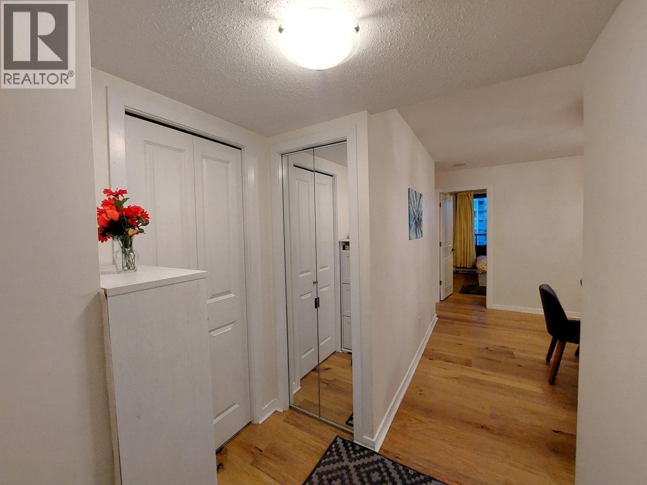 1401 6659 Southoaks Crescent, Burnaby, British Columbia  V5E 4M9 - Photo 5 - R3067675