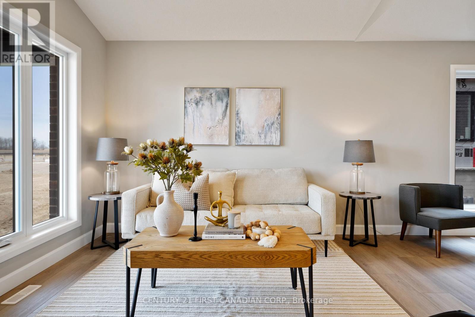 9 Twynstra Street, North Middlesex, Ontario  N0M 1A0 - Photo 9 - X12614178