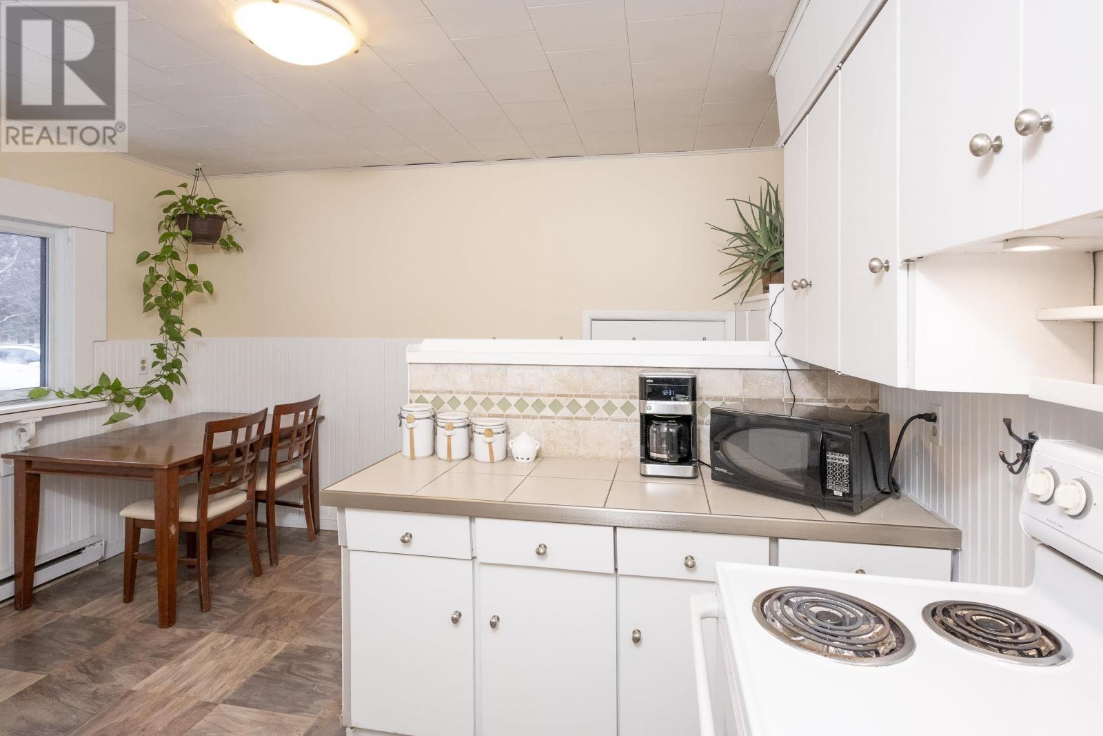 376 Lakeshore Dr, Shuniah, Ontario  P7A 0P6 - Photo 14 - TB253642