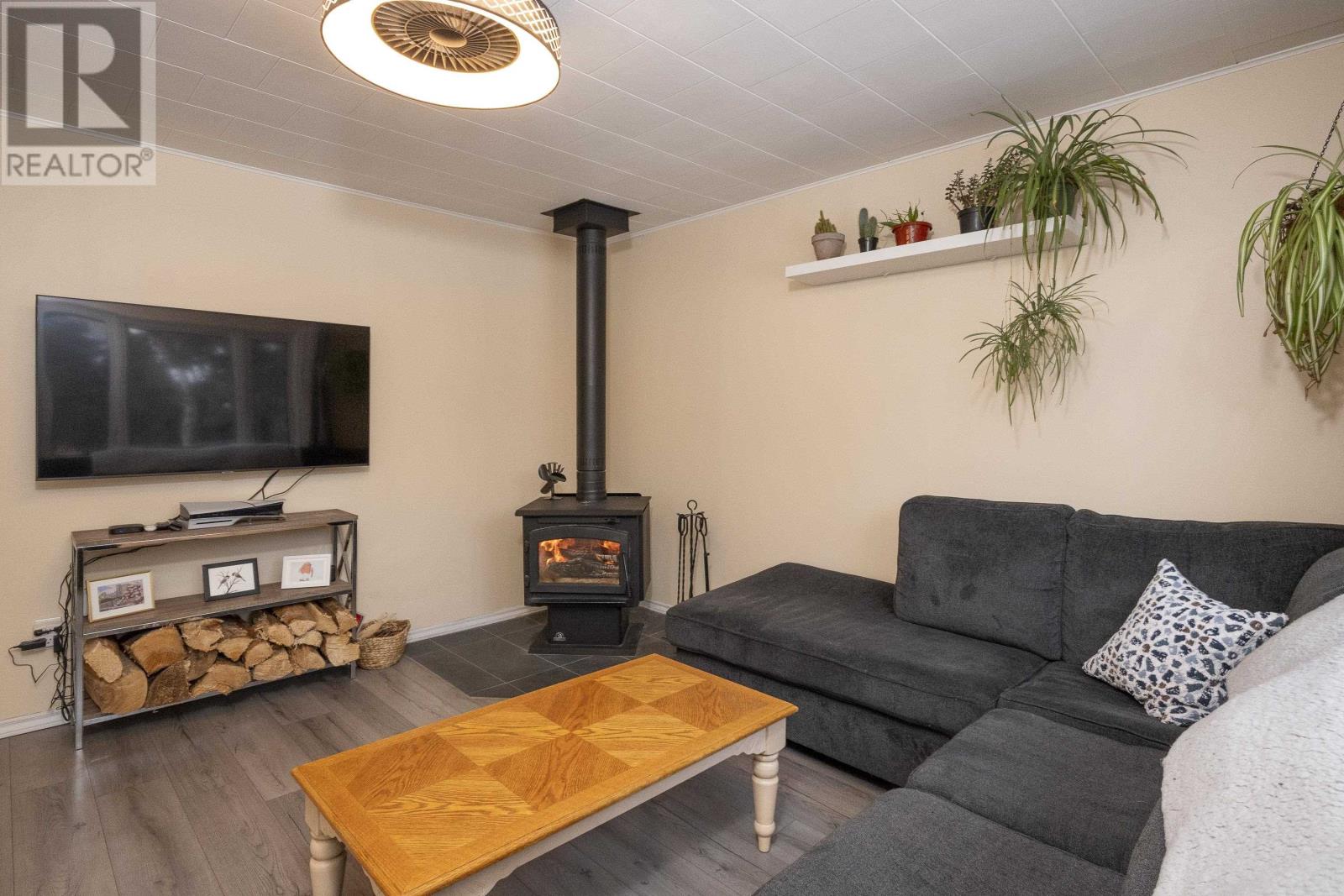 376 Lakeshore Dr, Shuniah, Ontario  P7A 0P6 - Photo 4 - TB253642