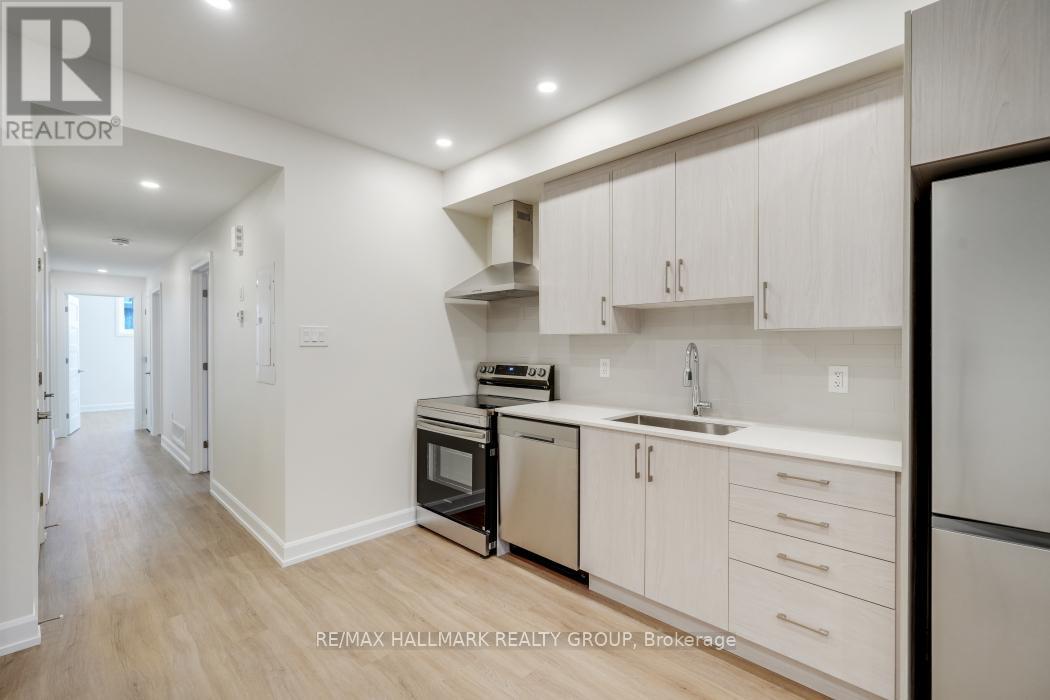 C - 956 Fisher Avenue, Ottawa, Ontario  K1Z 6P4 - Photo 10 - X12614150