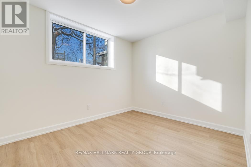 C - 956 Fisher Avenue, Ottawa, Ontario  K1Z 6P4 - Photo 18 - X12614150