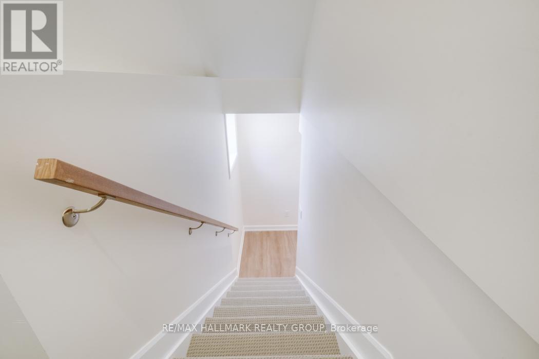 C - 956 Fisher Avenue, Ottawa, Ontario  K1Z 6P4 - Photo 4 - X12614150