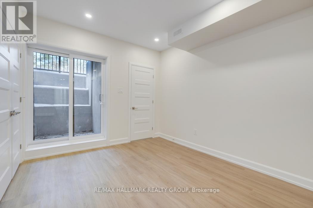 C - 956 Fisher Avenue, Ottawa, Ontario  K1Z 6P4 - Photo 7 - X12614150