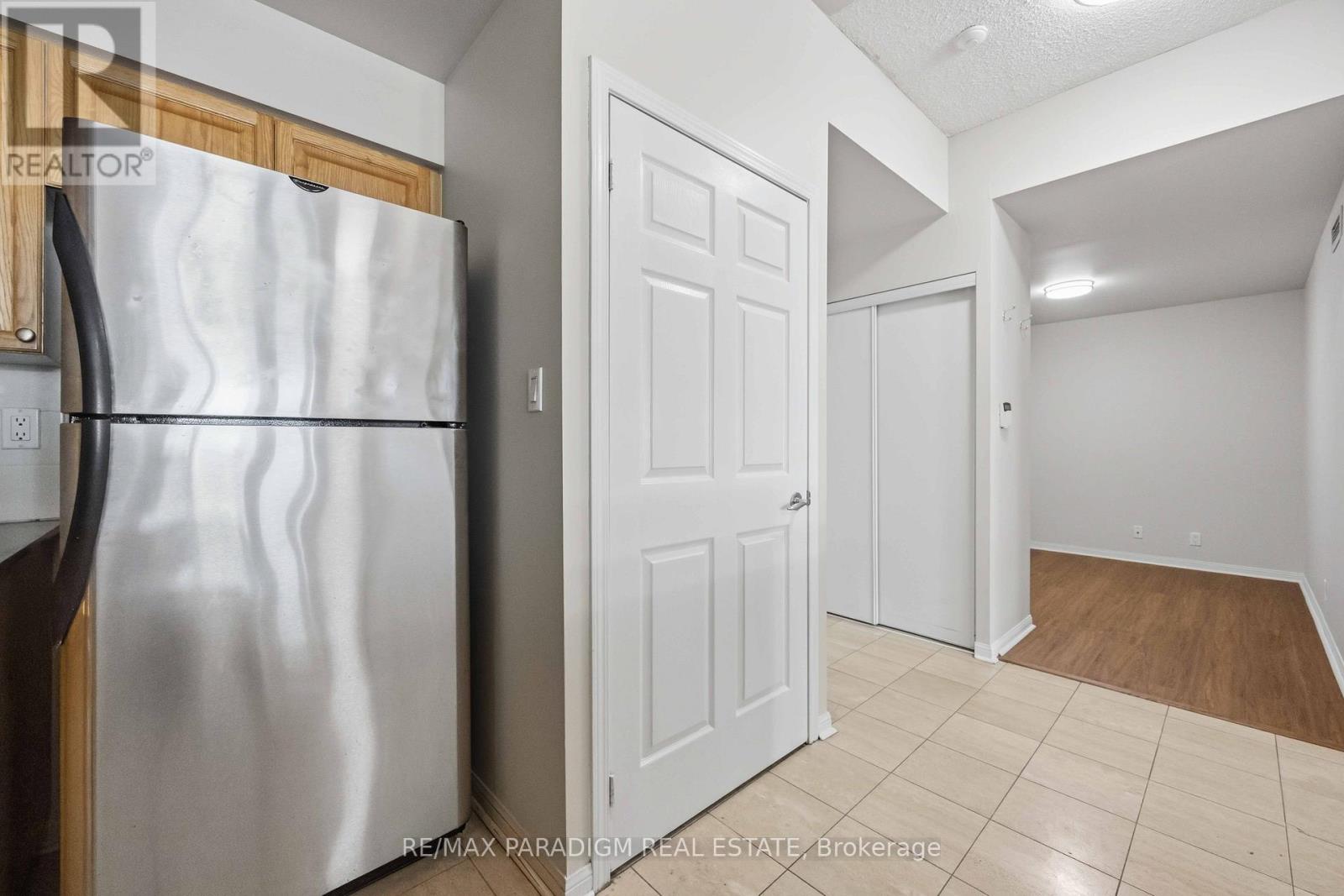 2515 - 230 Queens Quay W, Toronto, Ontario  M5J 1B5 - Photo 13 - C12614146