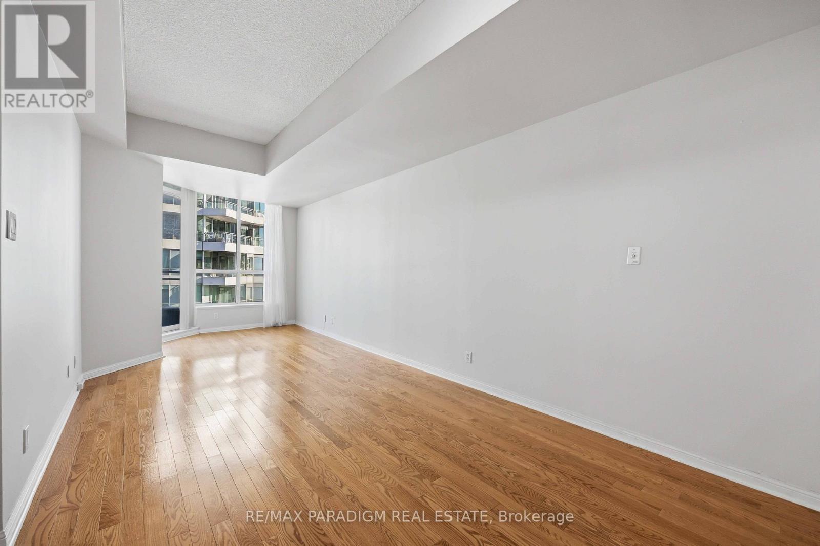 2515 - 230 Queens Quay W, Toronto, Ontario  M5J 1B5 - Photo 15 - C12614146