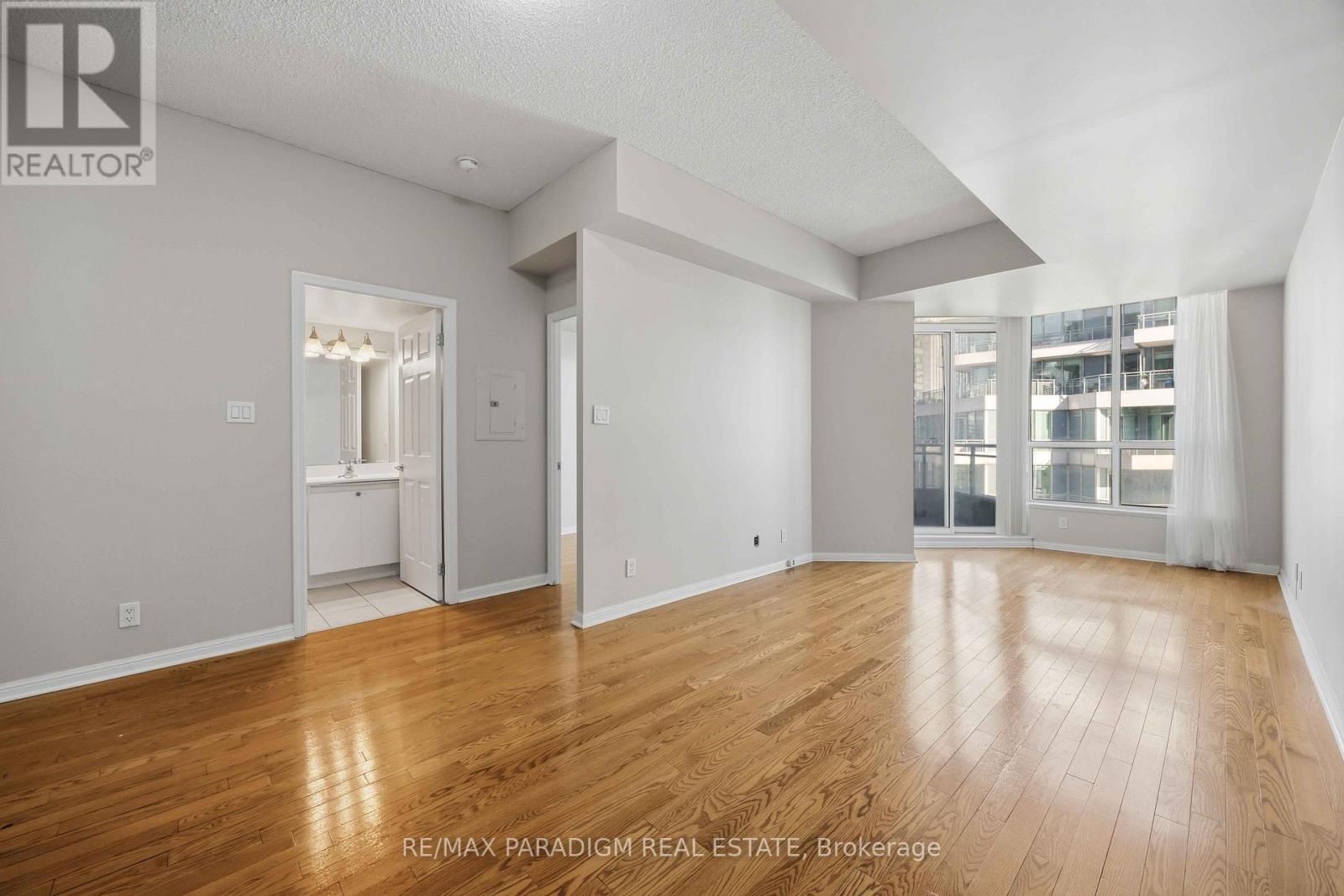2515 - 230 Queens Quay W, Toronto, Ontario  M5J 1B5 - Photo 16 - C12614146