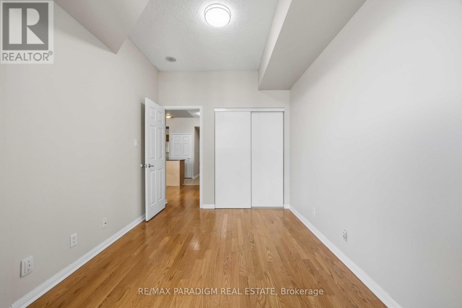 2515 - 230 Queens Quay W, Toronto, Ontario  M5J 1B5 - Photo 24 - C12614146