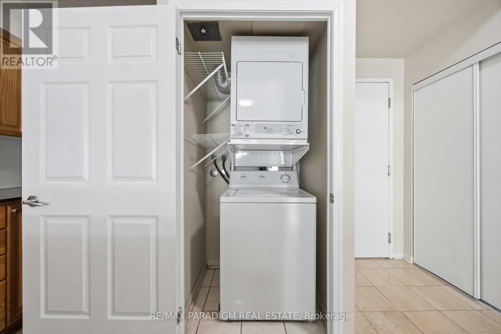 2515 - 230 Queens Quay W, Toronto, Ontario  M5J 1B5 - Photo 25 - C12614146