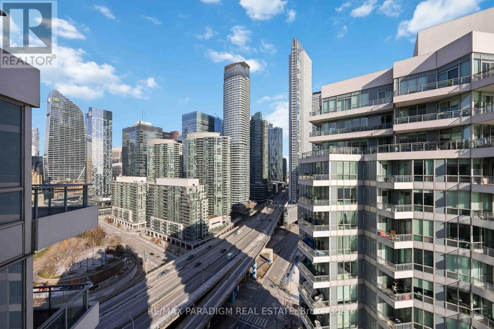 2515 - 230 Queens Quay W, Toronto, Ontario  M5J 1B5 - Photo 29 - C12614146