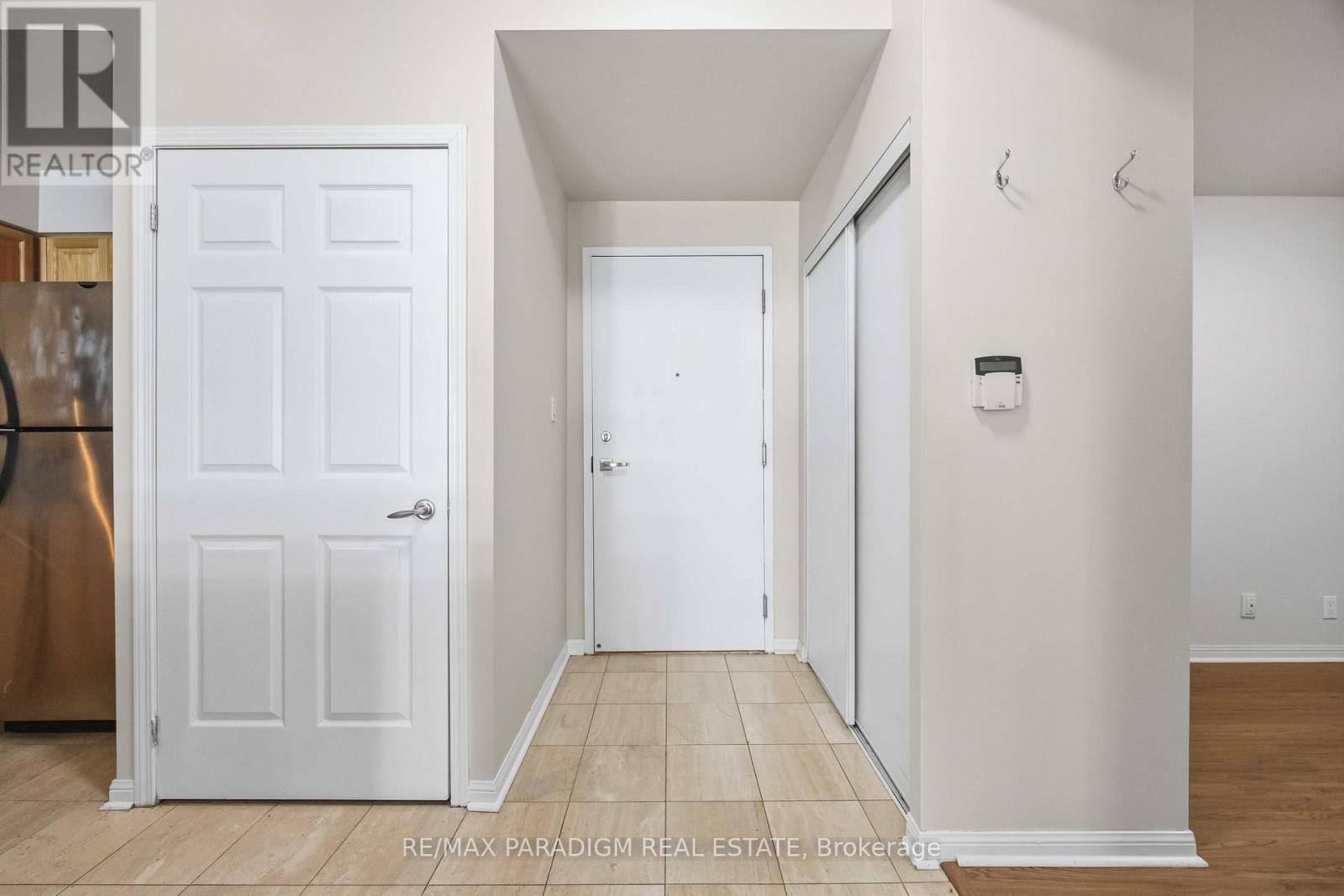 2515 - 230 Queens Quay W, Toronto, Ontario  M5J 1B5 - Photo 5 - C12614146