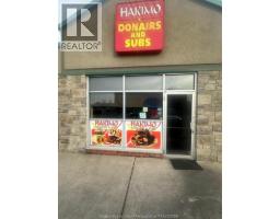 2212 HURON CHURCH ROAD, Windsor, Ontario