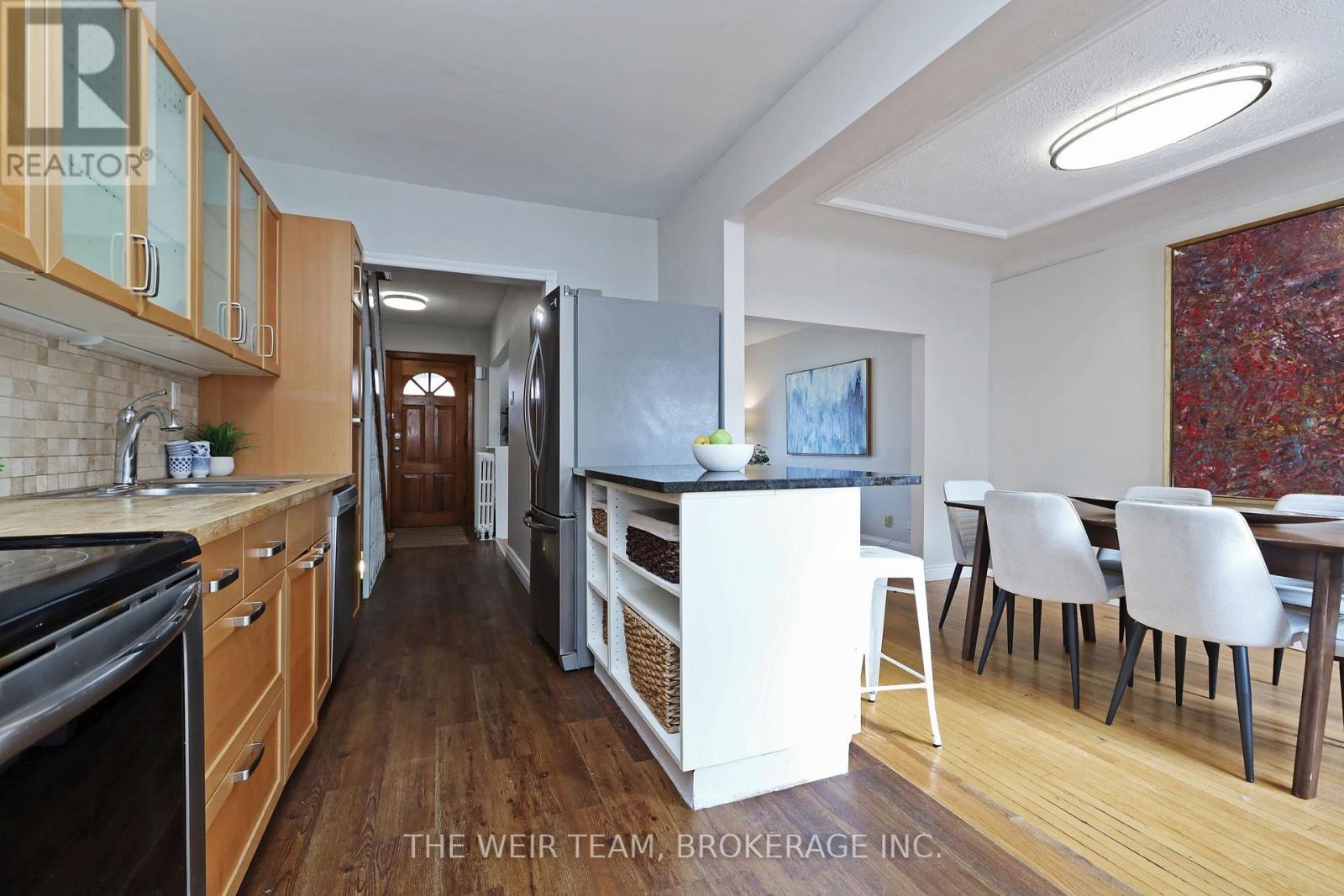 157 Mortimer Avenue, Toronto, Ontario  M4J 2C4 - Photo 15 - E12614130