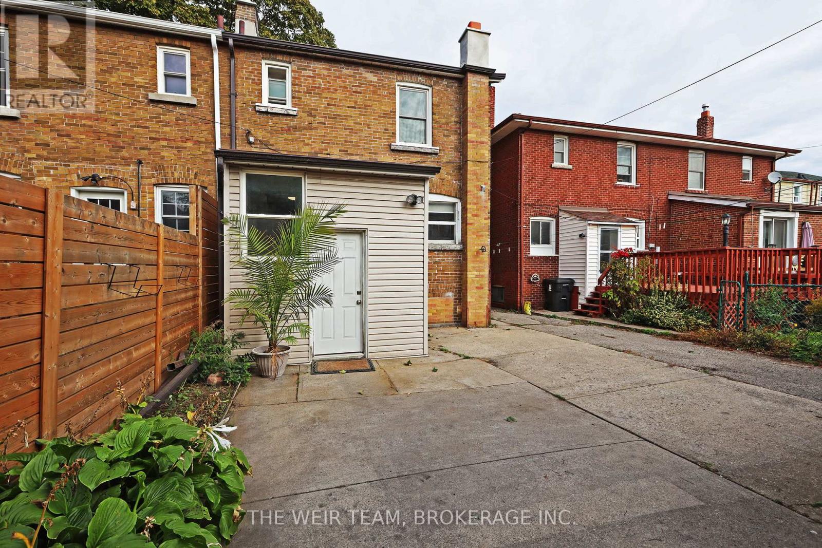 157 Mortimer Avenue, Toronto, Ontario  M4J 2C4 - Photo 48 - E12614130