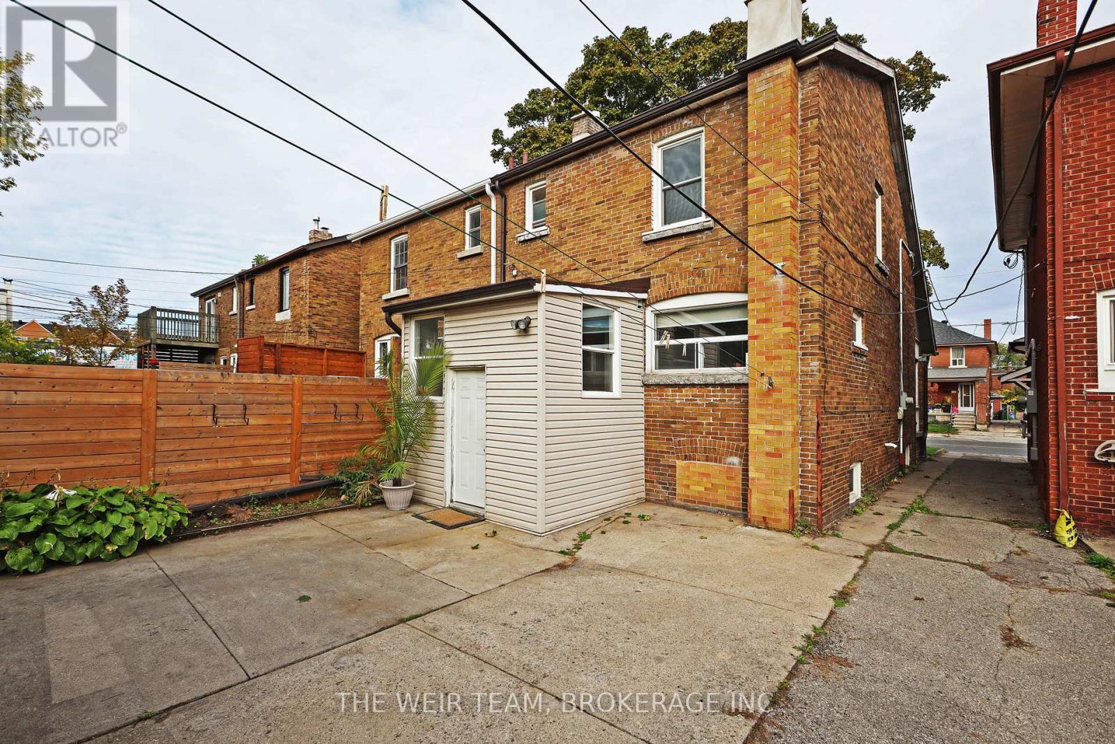 157 Mortimer Avenue, Toronto, Ontario  M4J 2C4 - Photo 49 - E12614130