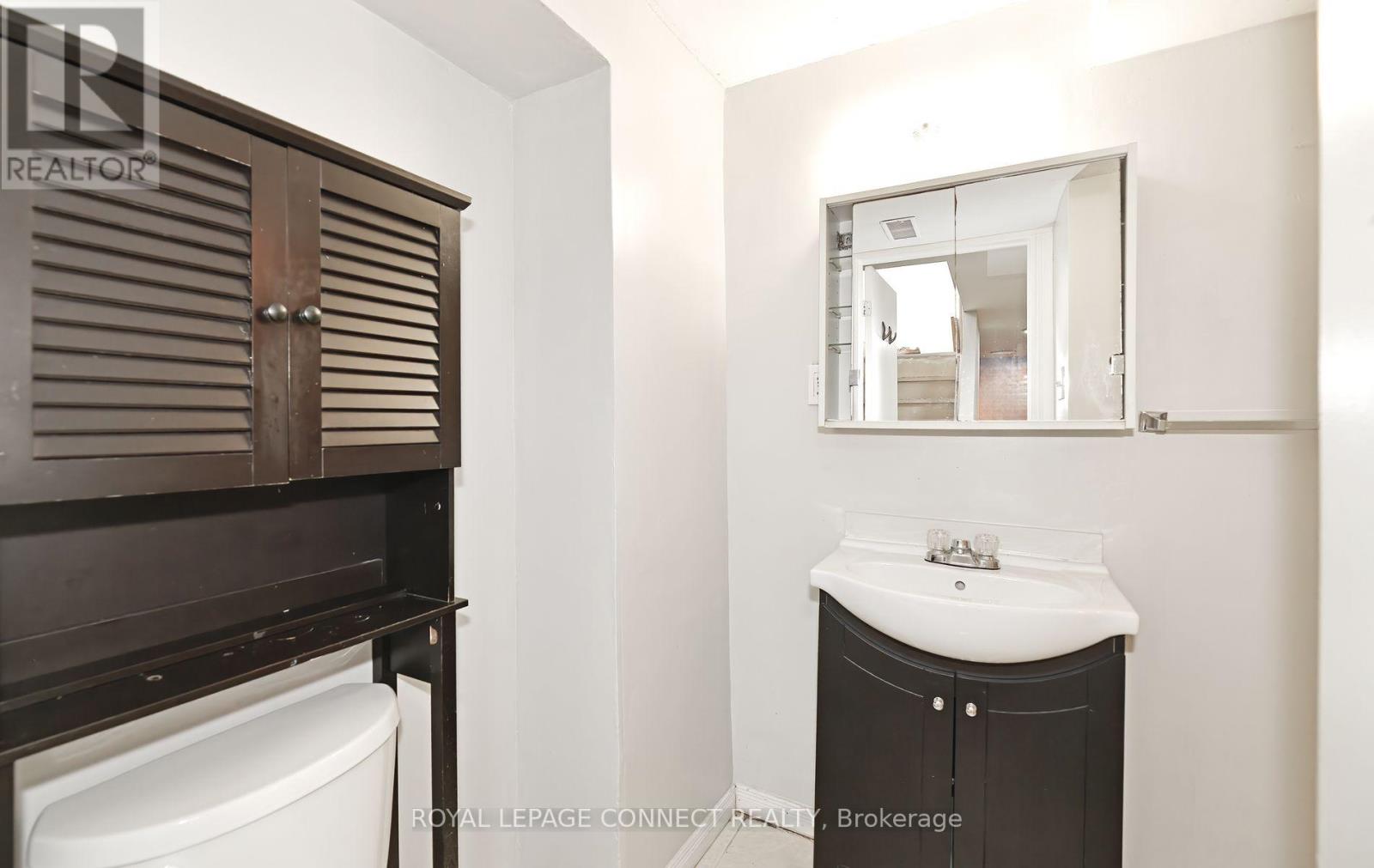 B - 36 Plumridge Court, Ajax, Ontario  L1S 3Z8 - Photo 13 - E12614136