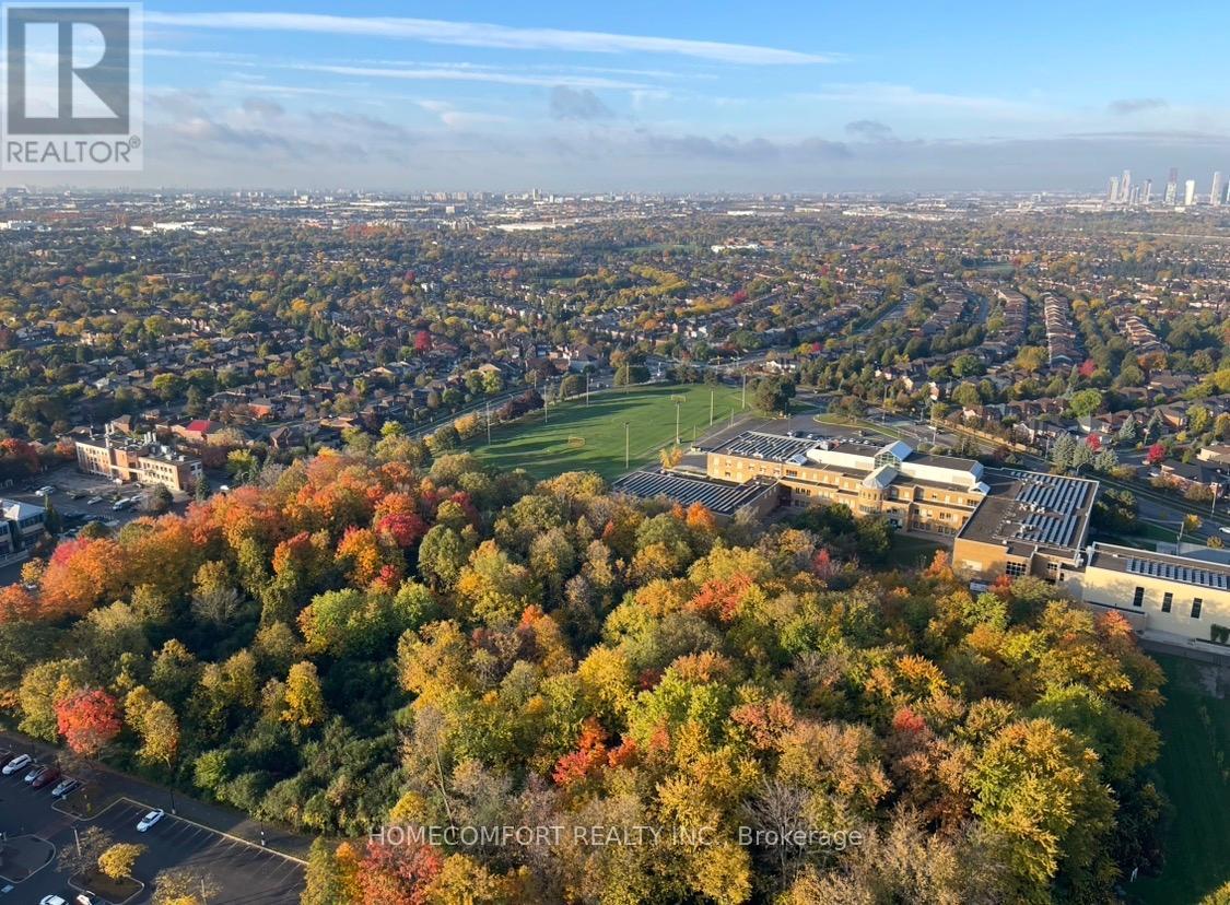 3302 - 30 Upper Mall Way, Vaughan, Ontario  L4J 0L7 - Photo 8 - N12611626