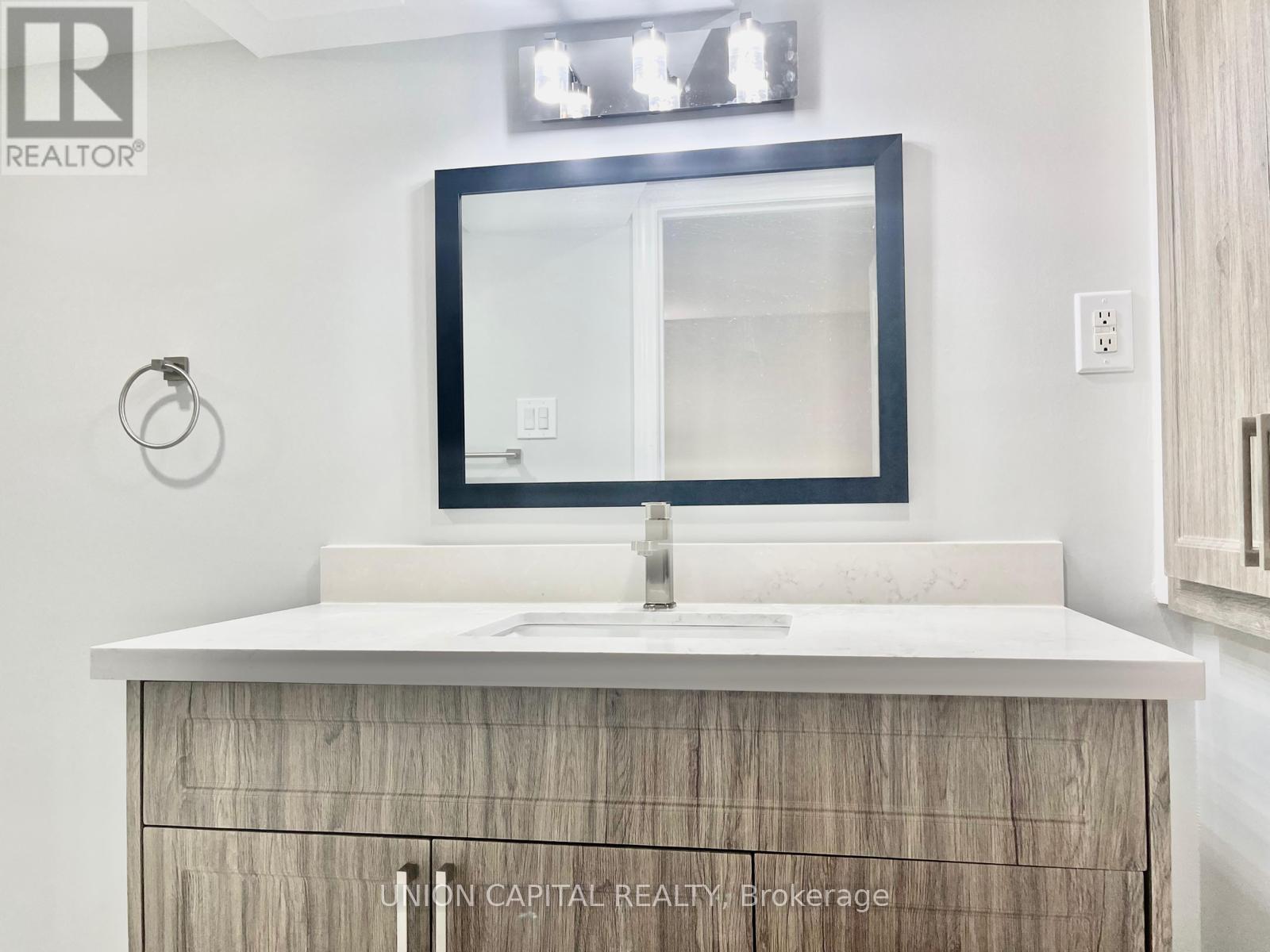 Lower - 19 Devonshire Avenue, Markham, Ontario  L3S 1G5 - Photo 12 - N12614192