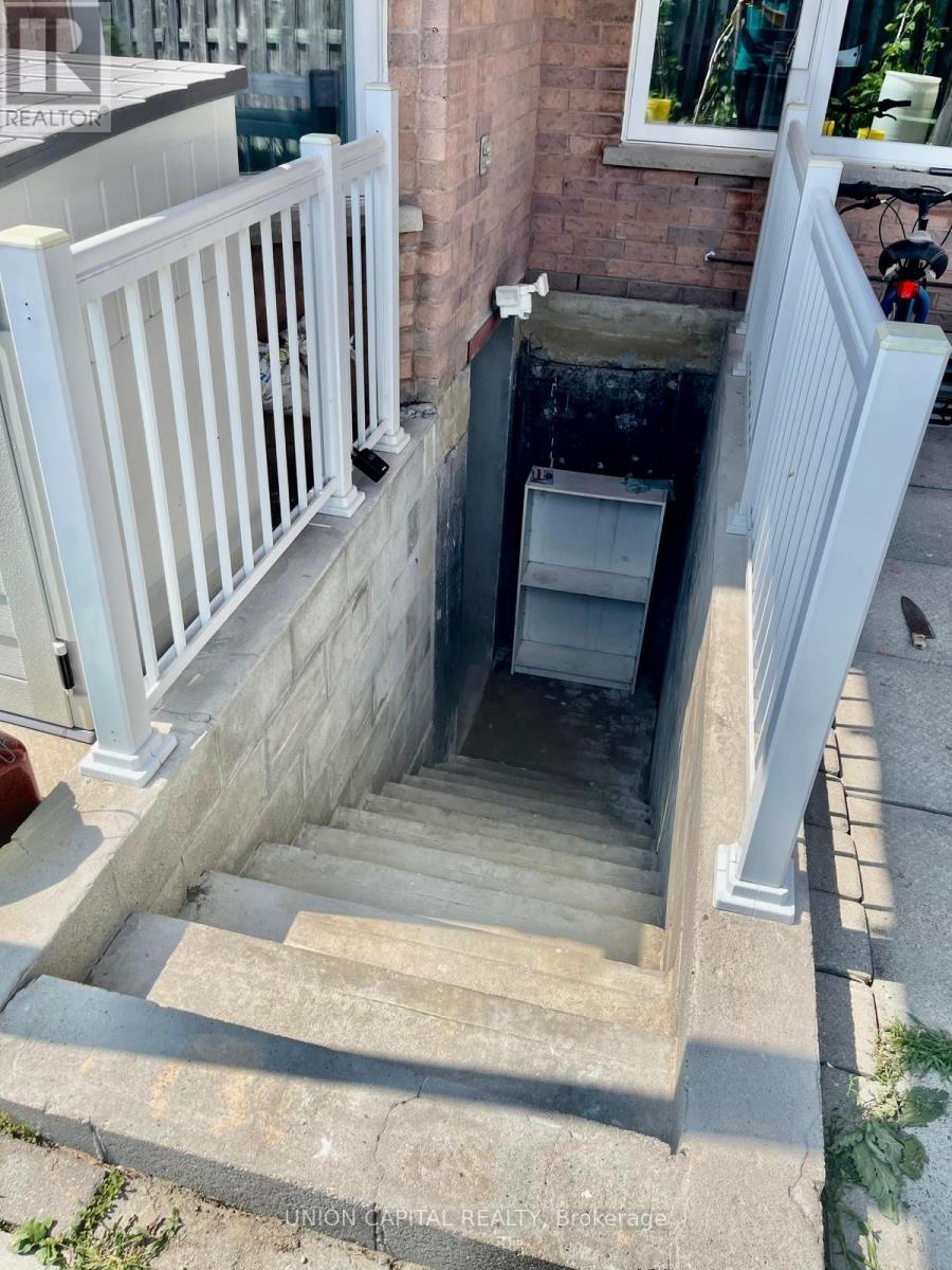 Lower - 19 Devonshire Avenue, Markham, Ontario  L3S 1G5 - Photo 21 - N12614192