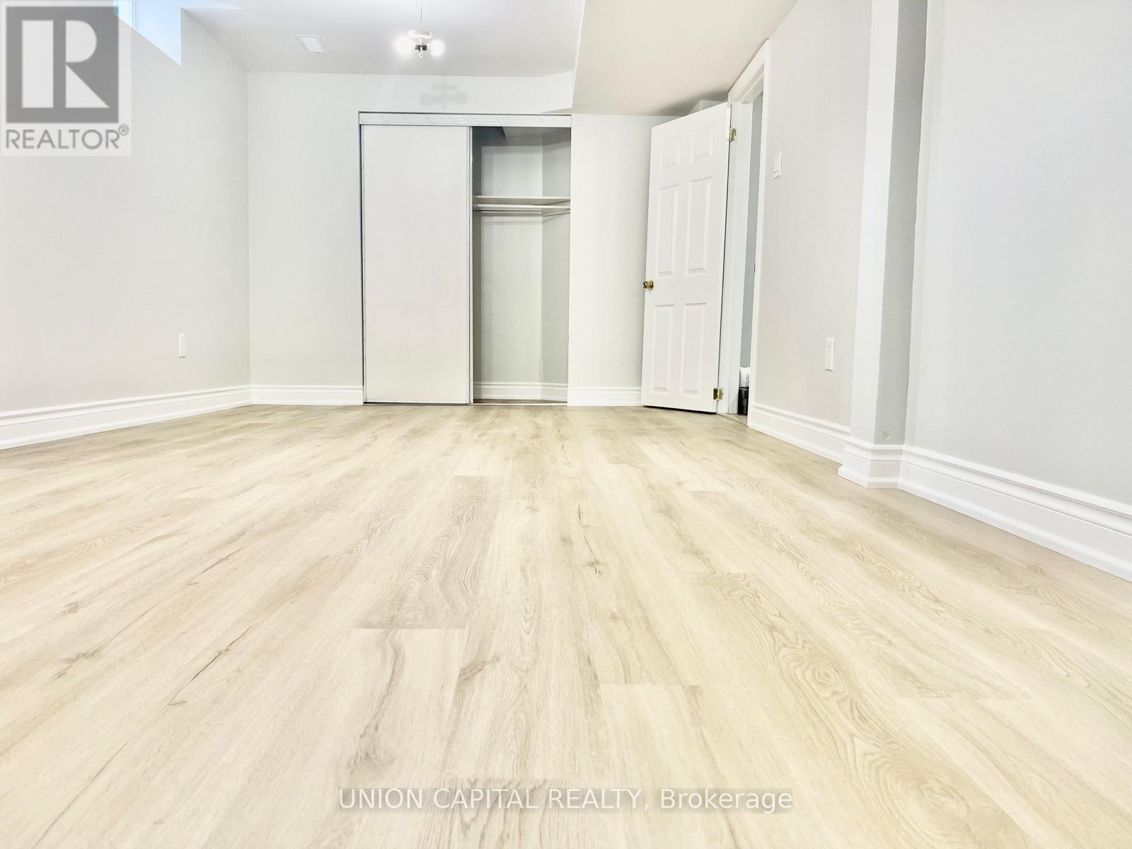 Lower - 19 Devonshire Avenue, Markham, Ontario  L3S 1G5 - Photo 6 - N12614192