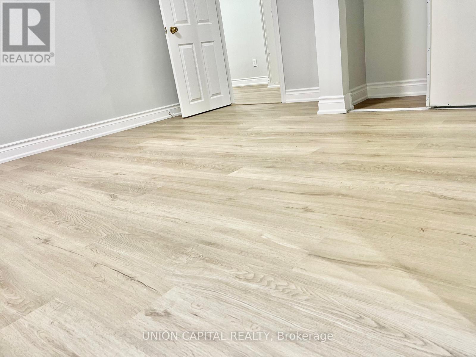 Lower - 19 Devonshire Avenue, Markham, Ontario  L3S 1G5 - Photo 8 - N12614192