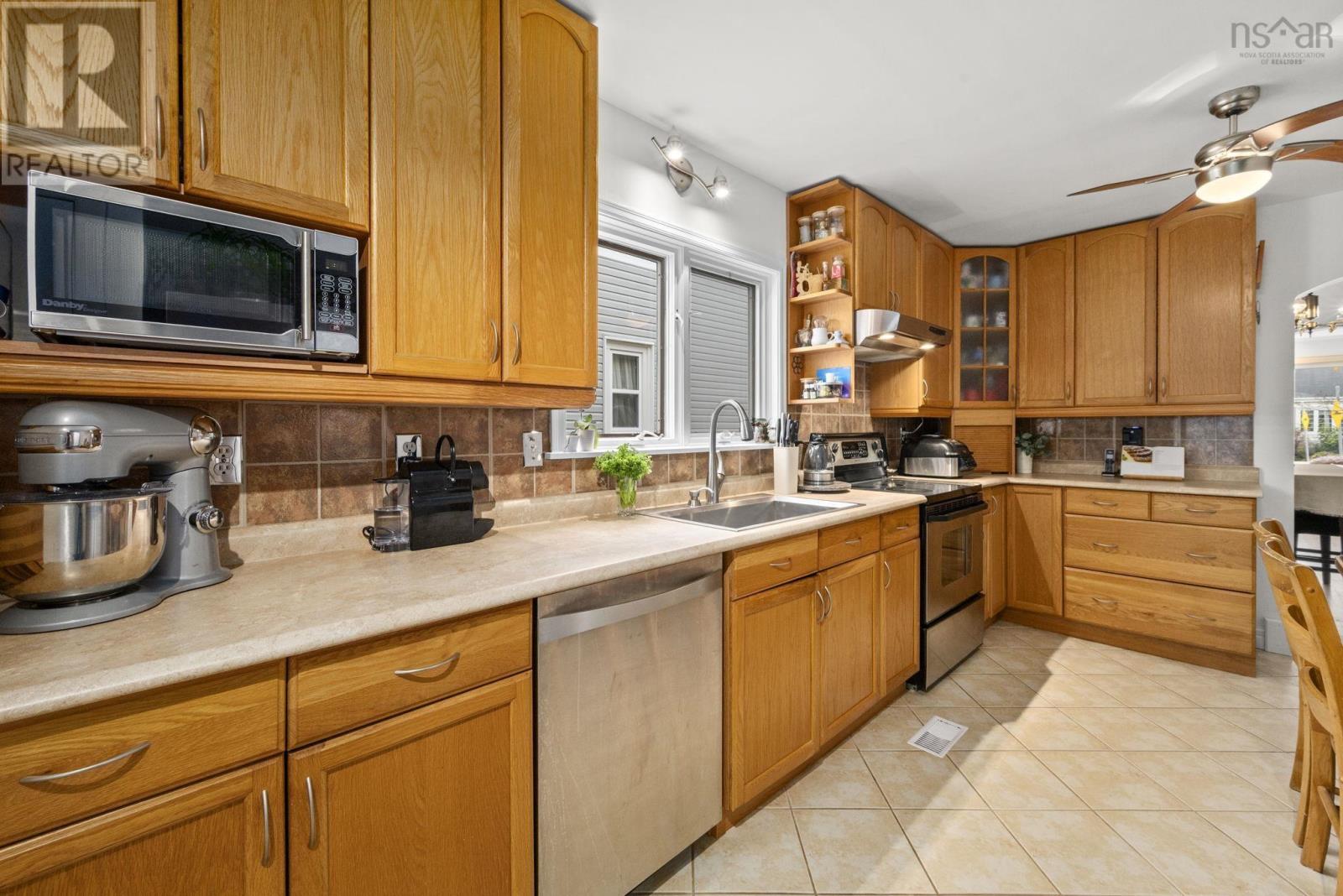 3162 Romans Avenue, Halifax, Nova Scotia B3L 3W9 - Photo 15 - 202528286