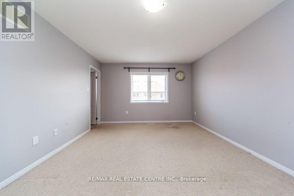 130 Sussexvale Drive, Brampton, Ontario  L6R 3R2 - Photo 23 - W12614140